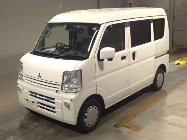 3813 Mitsubishi Minicab van DS17V 2018 г. (TAA Kyushu)